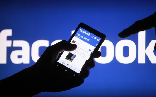 Facebook a la cabeza de las redes sociales en España