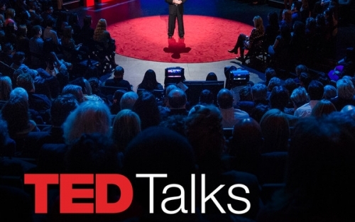 Las cinco conferencias de TED Talks que te cambiarán la forma de entender internet y el mundo que te rodea